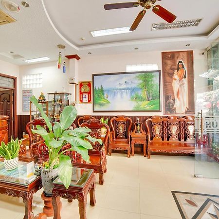 Oyo 563 Phu Thinh Hotel Nha Trang Exterior foto