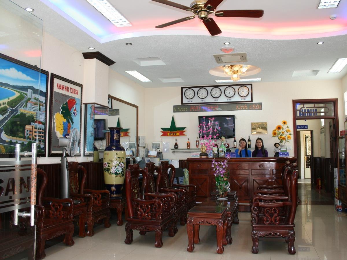 Oyo 563 Phu Thinh Hotel Nha Trang Exterior foto