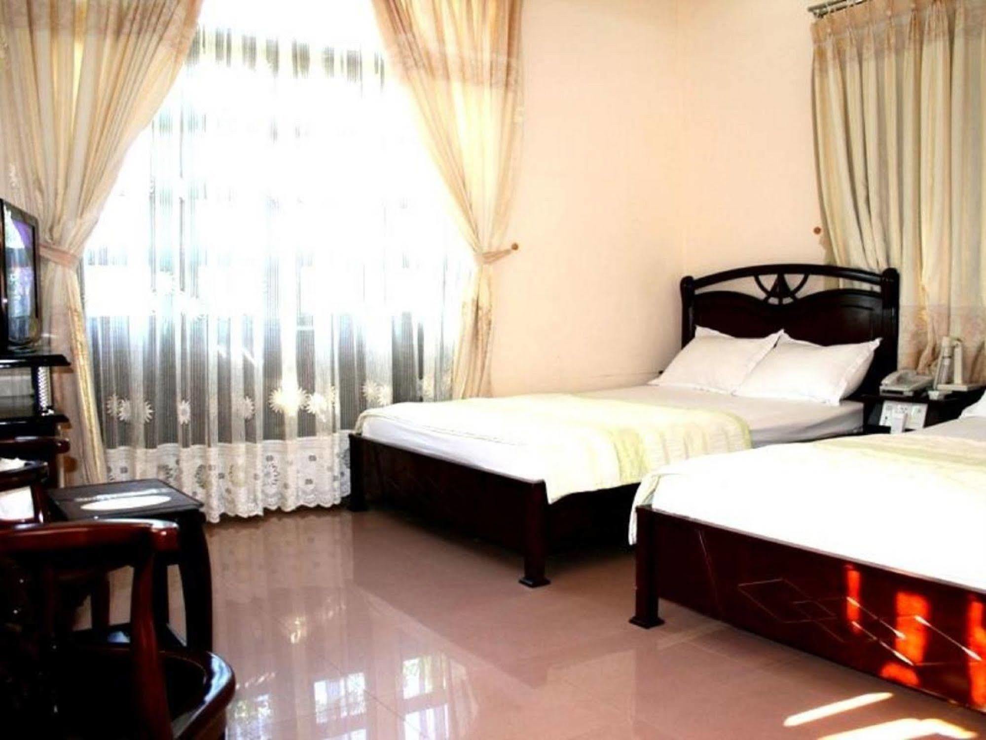 Oyo 563 Phu Thinh Hotel Nha Trang Exterior foto