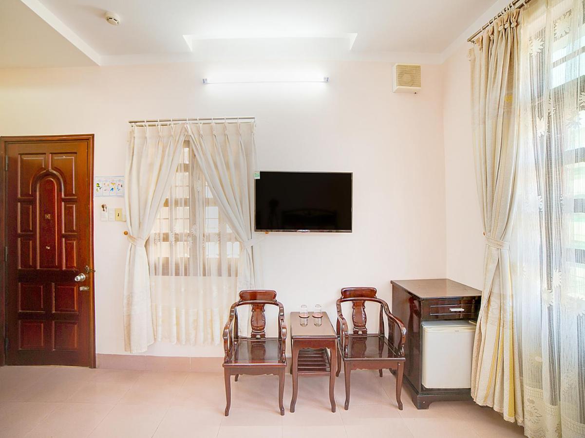 Oyo 563 Phu Thinh Hotel Nha Trang Exterior foto